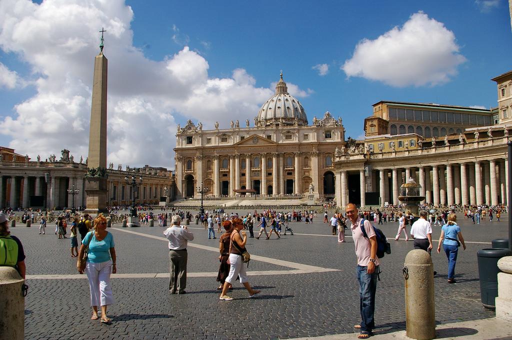 רומא Vatican Heart מראה חיצוני תמונה